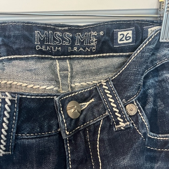 Miss Me Easy Boot Cut Dark Wash Embellished Low Rise Jeans Size 26 - Picture 4 of 10